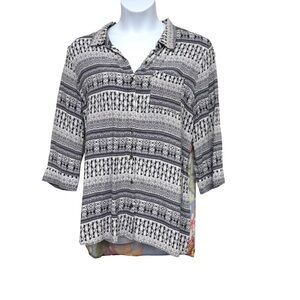 Christopher & Banks Blue & White Patterned Women's Top With Floral Back Size XL